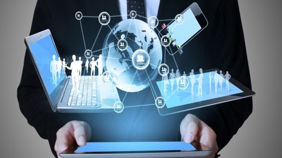 Media Must Master Algorithms to Combat Misinformation, Says Expert