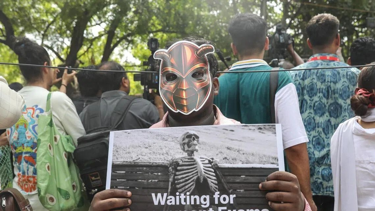 India Overhauls Medical Exam Security After Massive Cheating Scandal