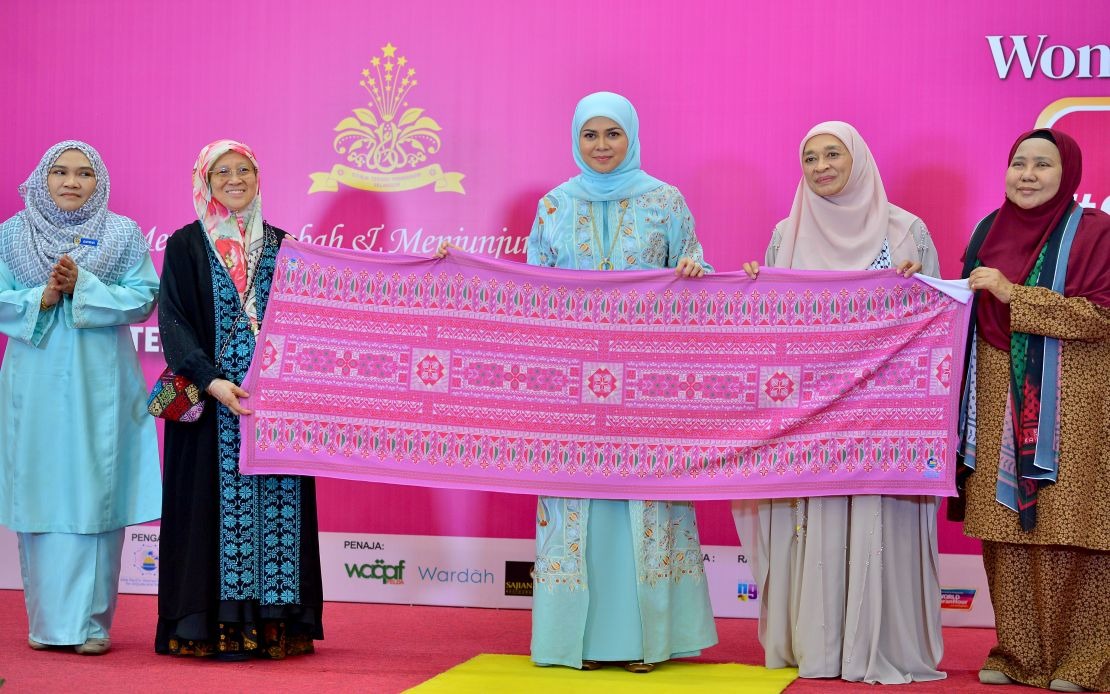 Tengku Permaisuri Norashikin Launches Women #QuranHour 2026 Initiative in Selangor