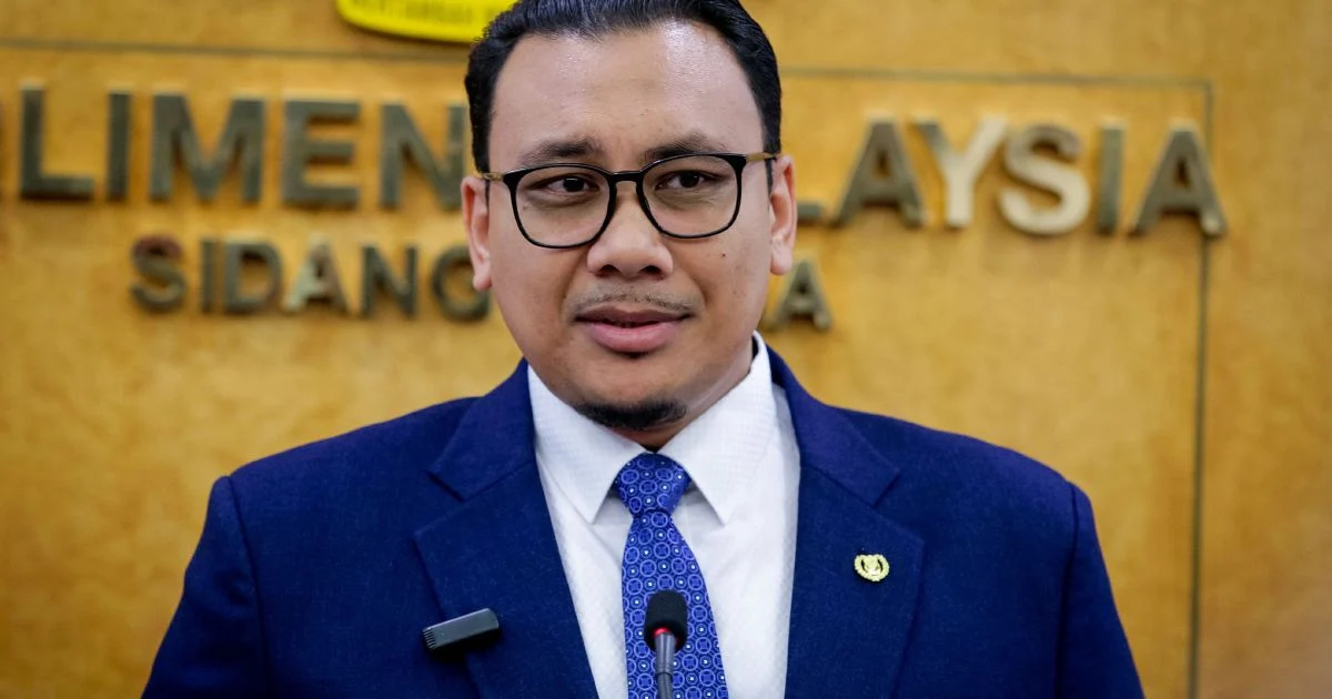 PAS Youth Leader Seeks Legal Recourse Over Facebook Post Targeting His Father