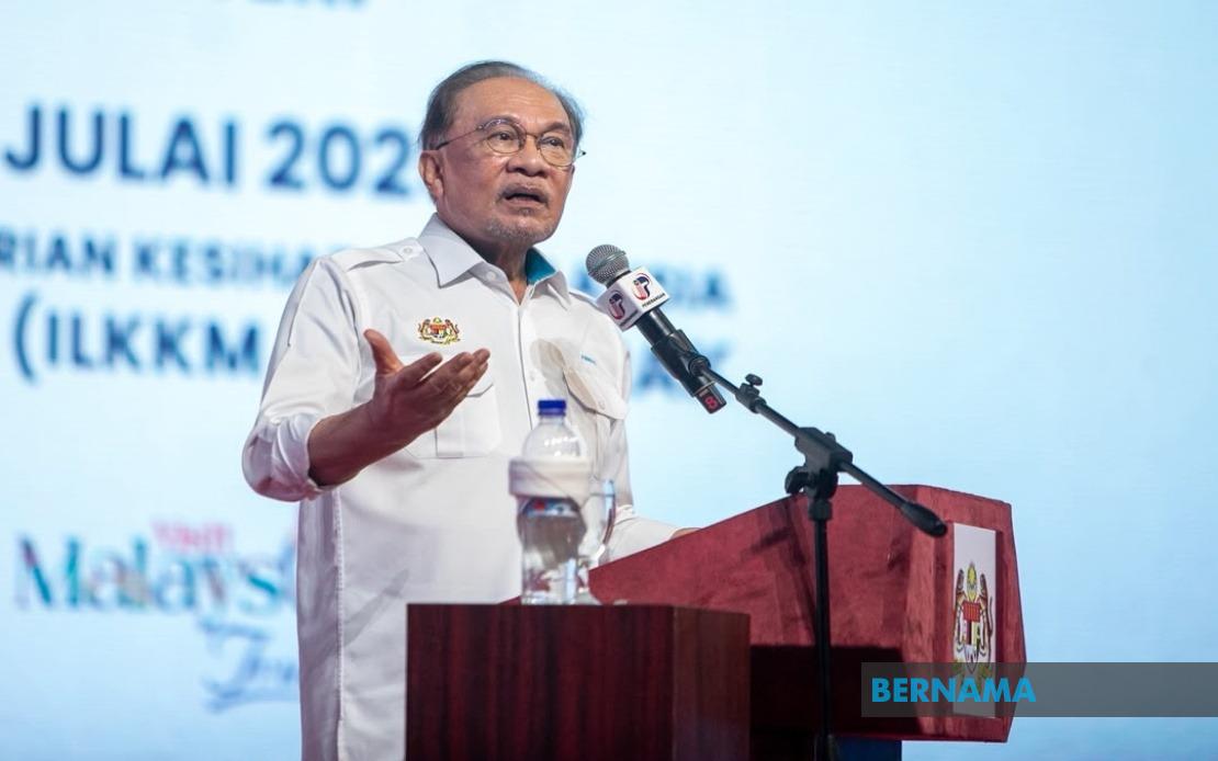 PM Anwar Calls on Youth to Honour Independence Legacy as National Month Campaign Launches