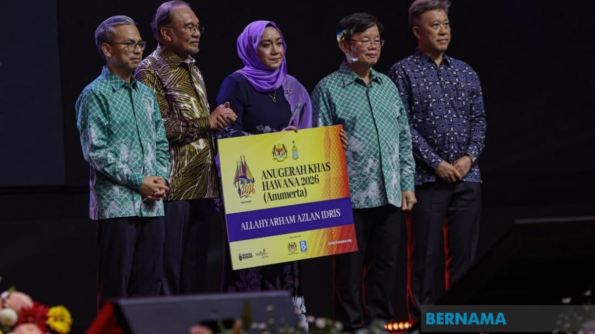Posthumous Honour for Bernama Radio Pioneer Azlan Idris