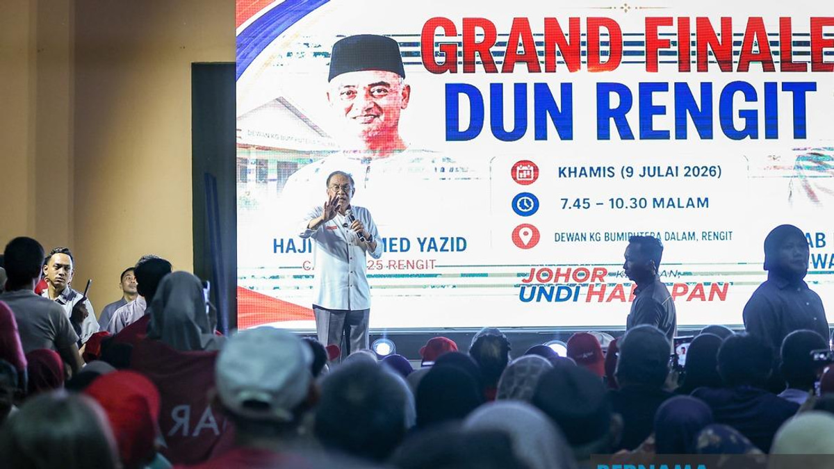 Anwar Pledges Healthcare and Water Infrastructure Push in Johor Campaign