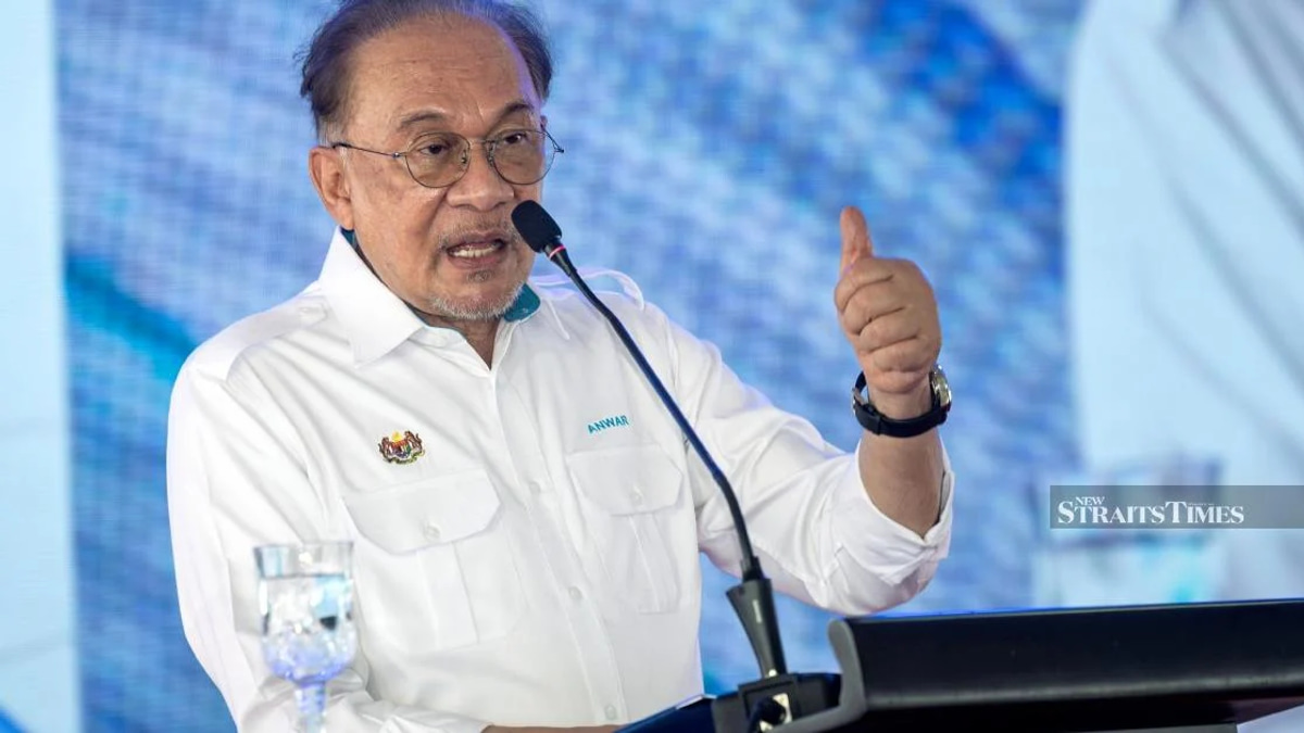 Anwar Backs Sarawak's Readiness to Manage Bintulu Port after Federal Handover
