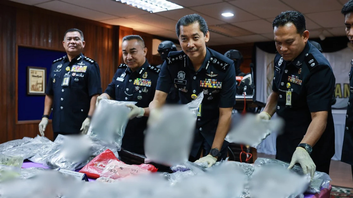 Two brothers held after police uncover RM1.76 million drug stash in Terengganu home