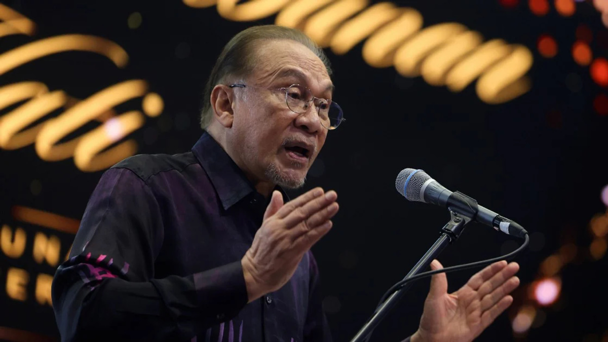 Malaysia Pivots Toward High-Tech Economy: Anwar Charts Course Through Semiconductors and AI