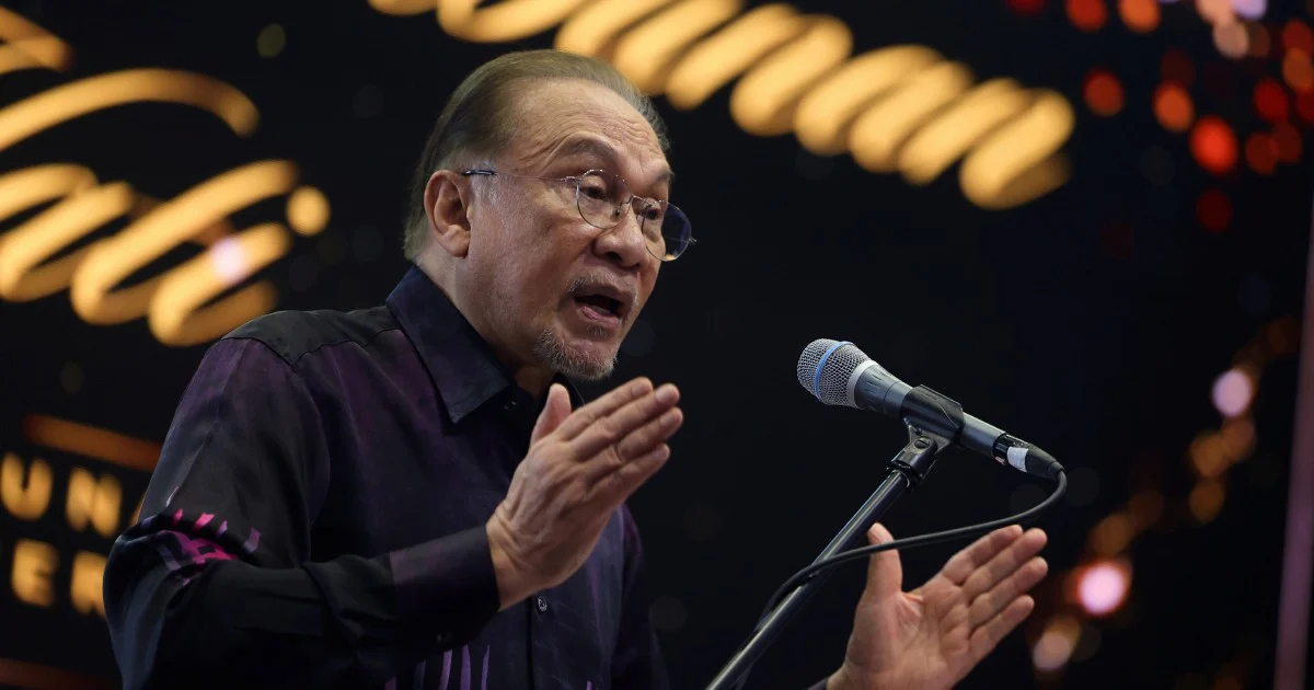 Malaysia Pivots Toward High-Tech Economy: Anwar Charts Course Through Semiconductors and AI