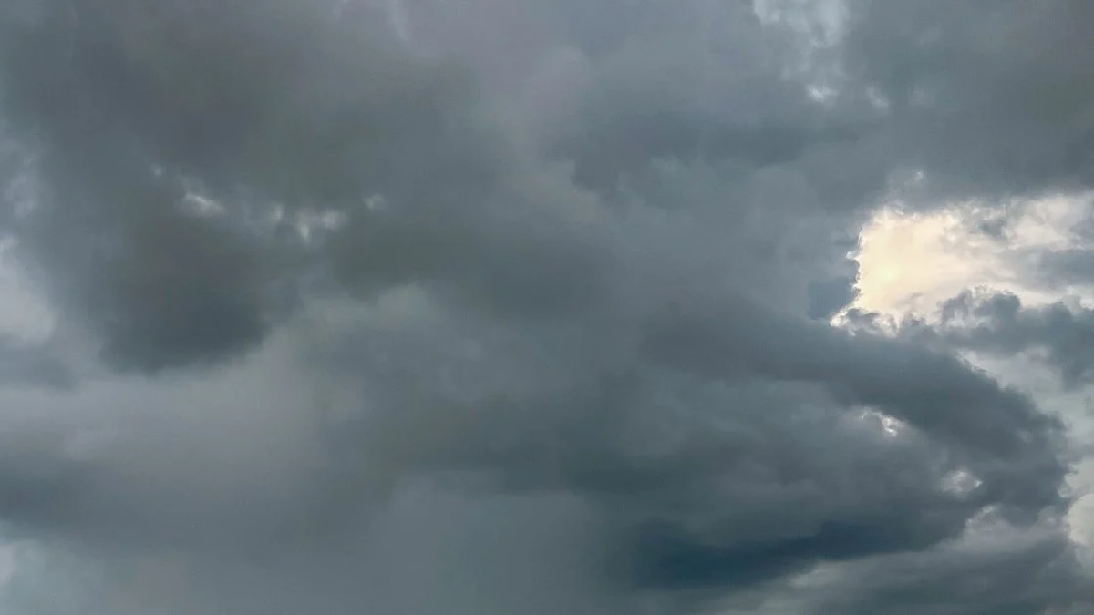 Northern States Brace for Heavy Downpours as Thunderstorms Expected Through Midday