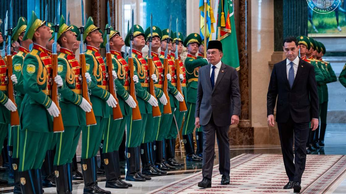 Anwar Ibrahim Receives Official Welcome in Turkmenistan as PM Deepens Central Asian Ties