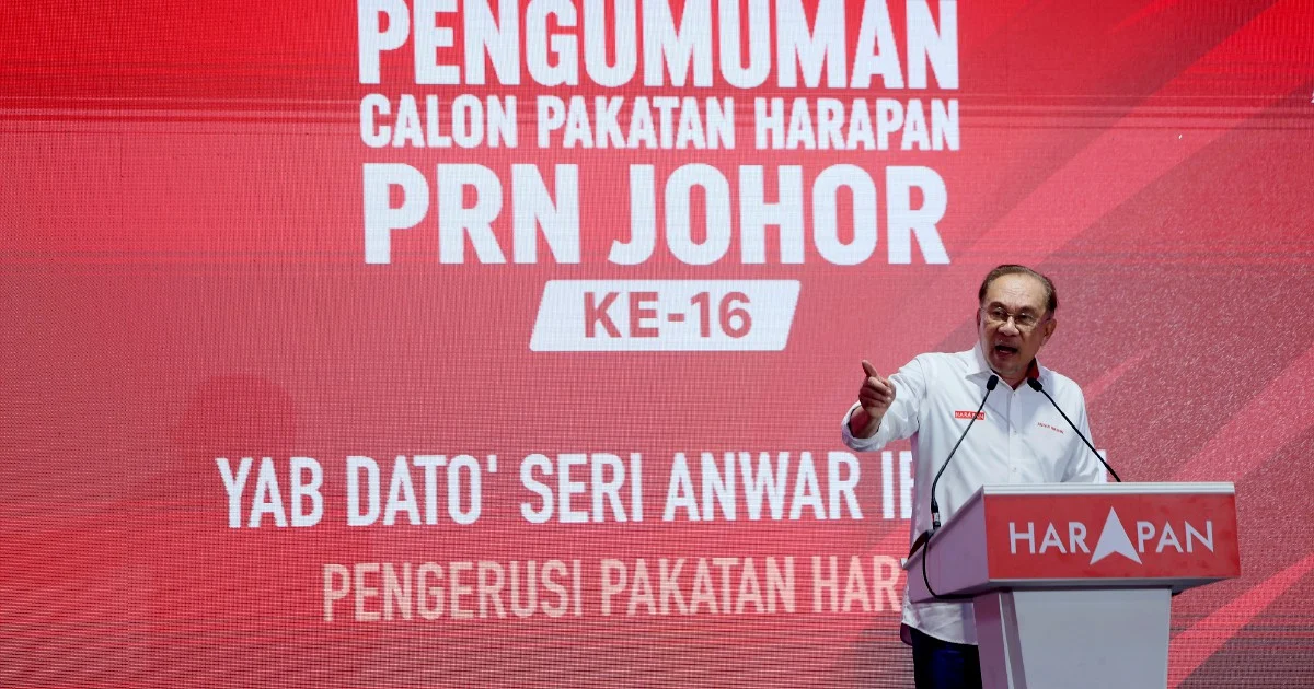 Anwar Challenges Johor Officials to Scrutinise BN and PN Over Revenue Disputes
