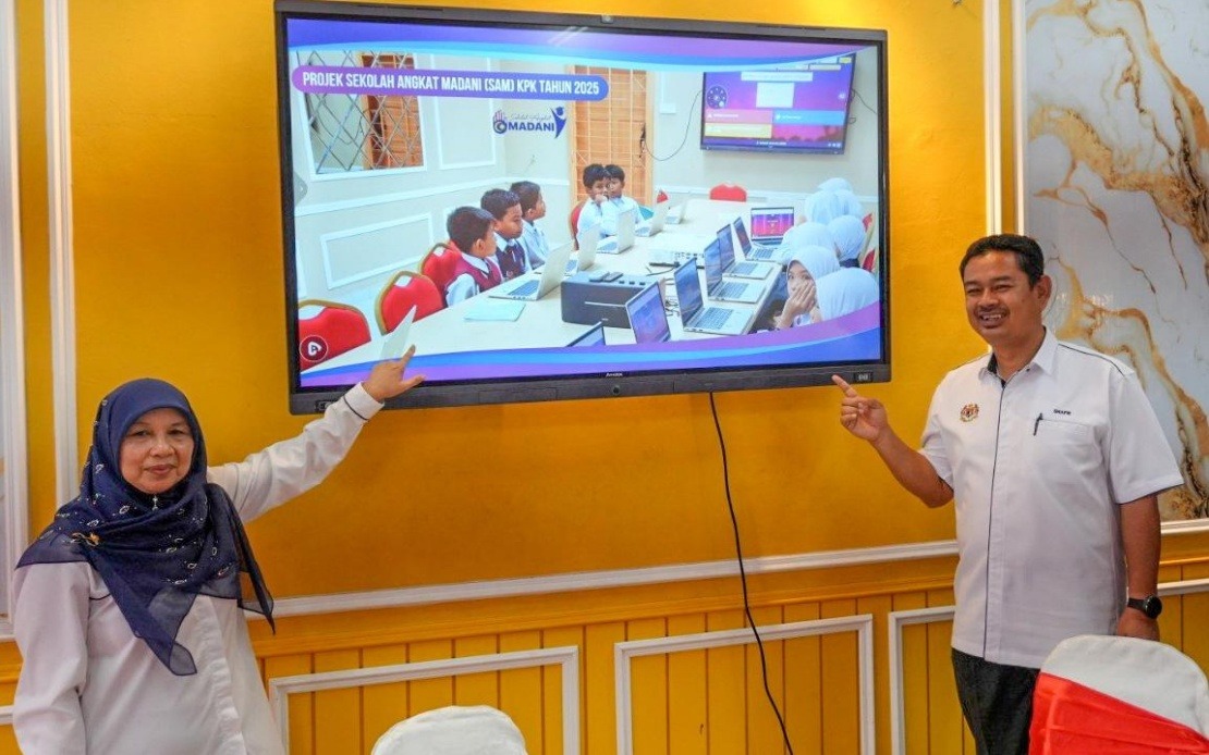 Ministry Invests RM100,000 to Modernise Rural School Under Adoption Initiative