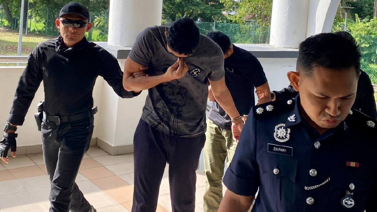 Military personnel face smuggling charges over Myanmar migrant crossings