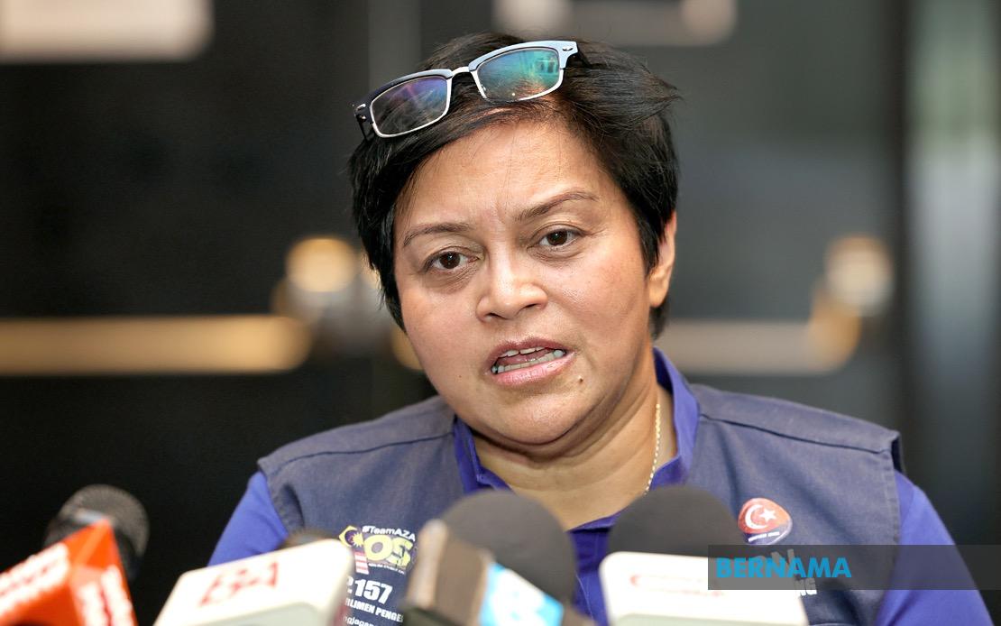 Sanusi's Remarks on Malayness Spark Constitutional Concerns, Says Azalina