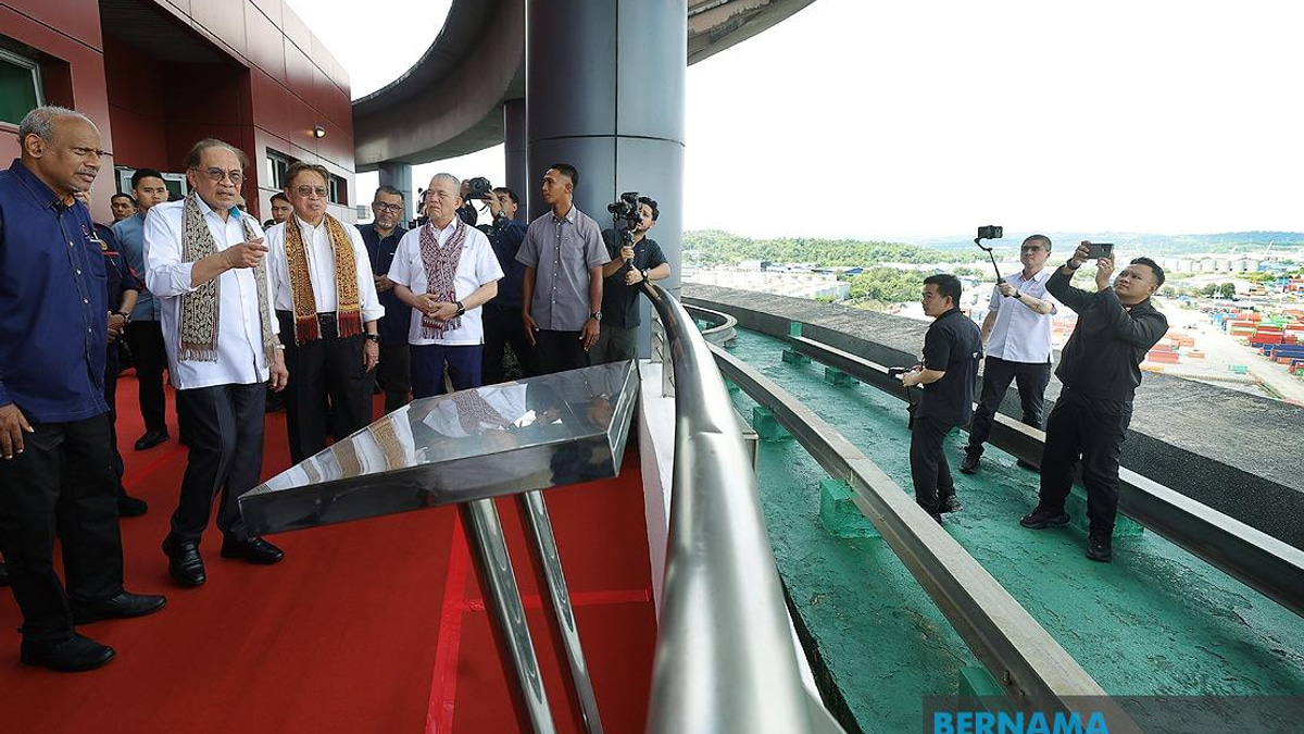 Federal Government Backs Sarawak's Capacity to Operate Bintulu Port After Status Change