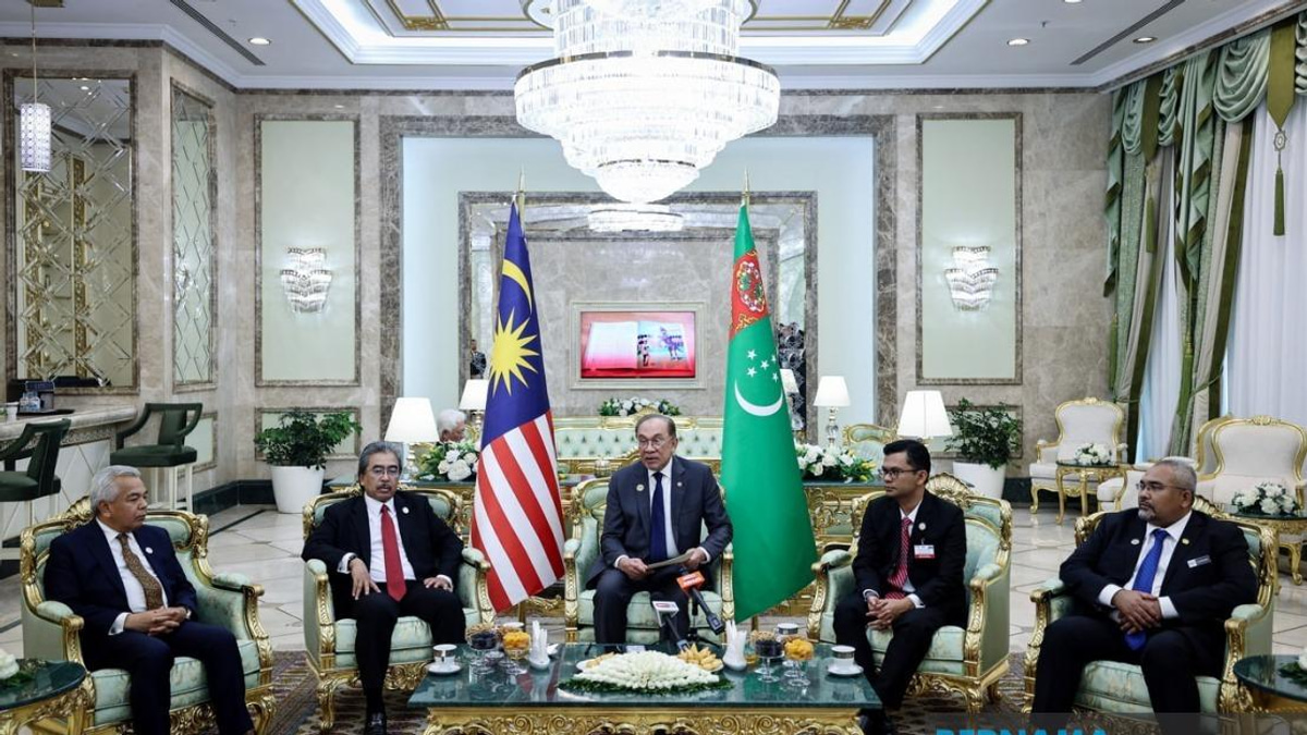 Anwar's Turkmenistan Visit Marks First Leadership Engagement, Opens Energy Cooperation Doors