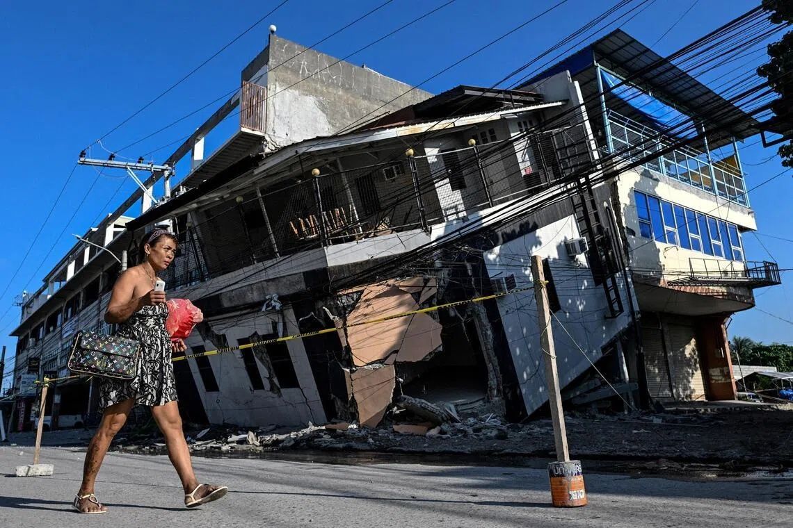 Philippines Earthquake Reshapes Coastline, Leaving Communities Displaced and Fearful