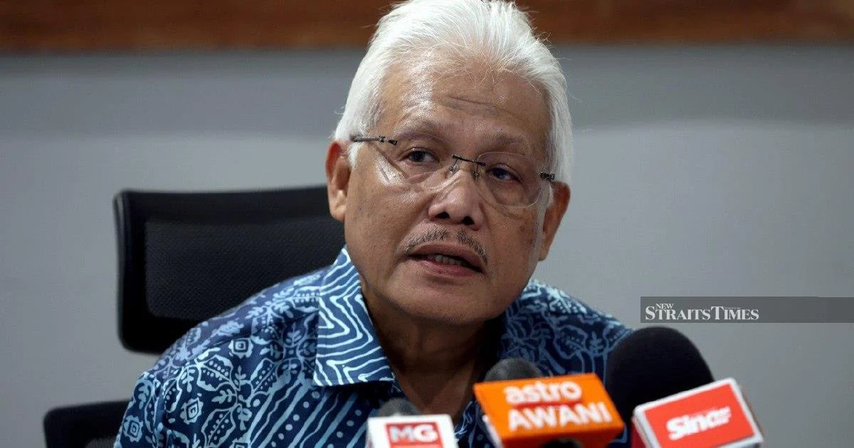 Hamzah Zainudin's New Party Seeks to Unite Pas and Umno Factions