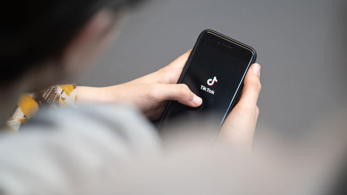 EU Finds TikTok Failing to Protect Children, Issues Compliance Demand