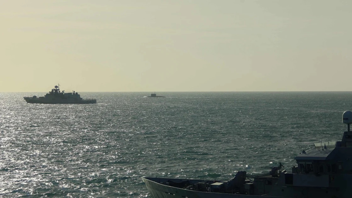 UK PM Downplays Russian Warship Incident as 'Reckless' Rather Than Calculated Threat
