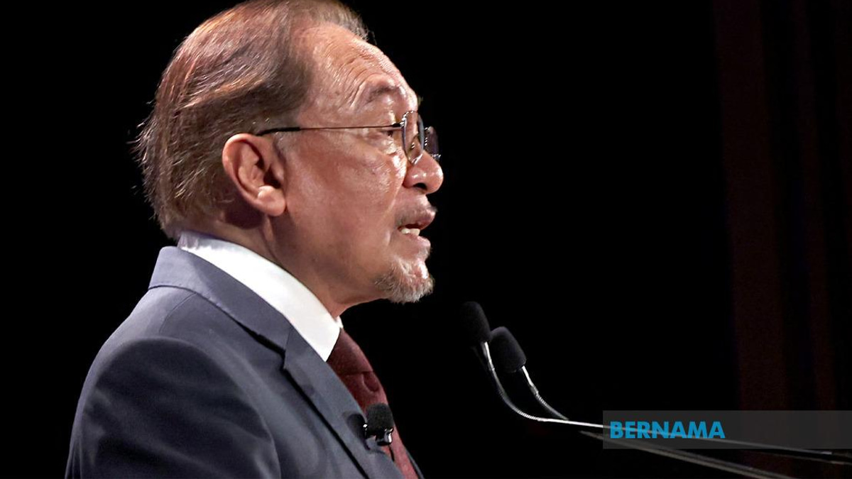 PM Anwar's Packed Agenda in Turkmenistan Focuses on Trade and Strategic Ties
