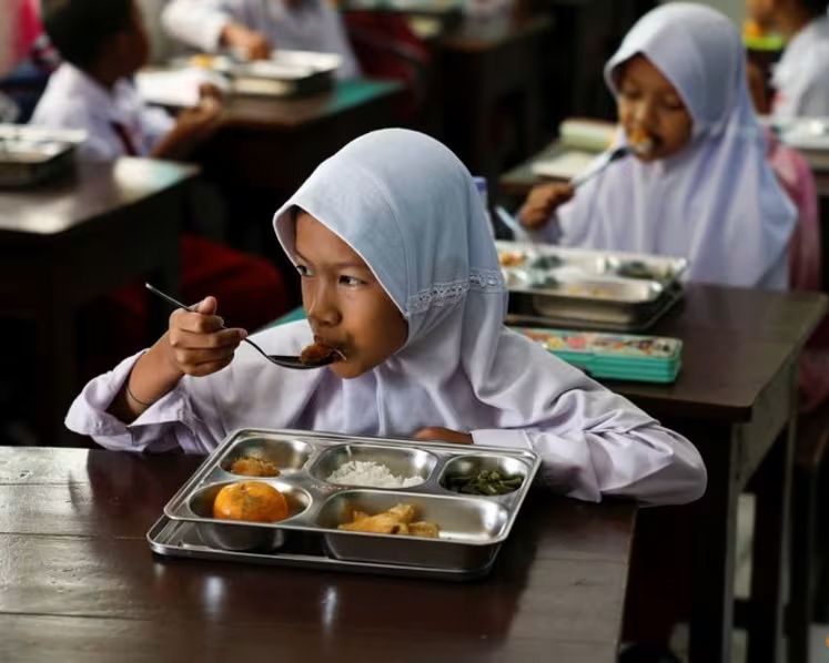 Indonesia's Free Meals Initiative Reels From Second Leadership Exit in Six Weeks