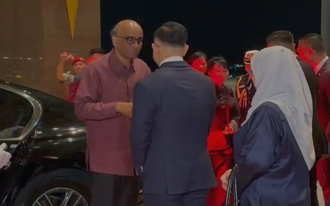 Singapore President Tharman Shanmugaratnam Arrives in Malaysia for Historic State Visit