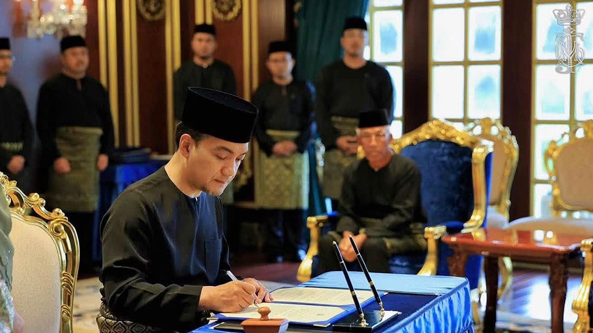 Onn Hafiz Secures Second Term as Johor Menteri Besar, Inherits Storied Political Lineage