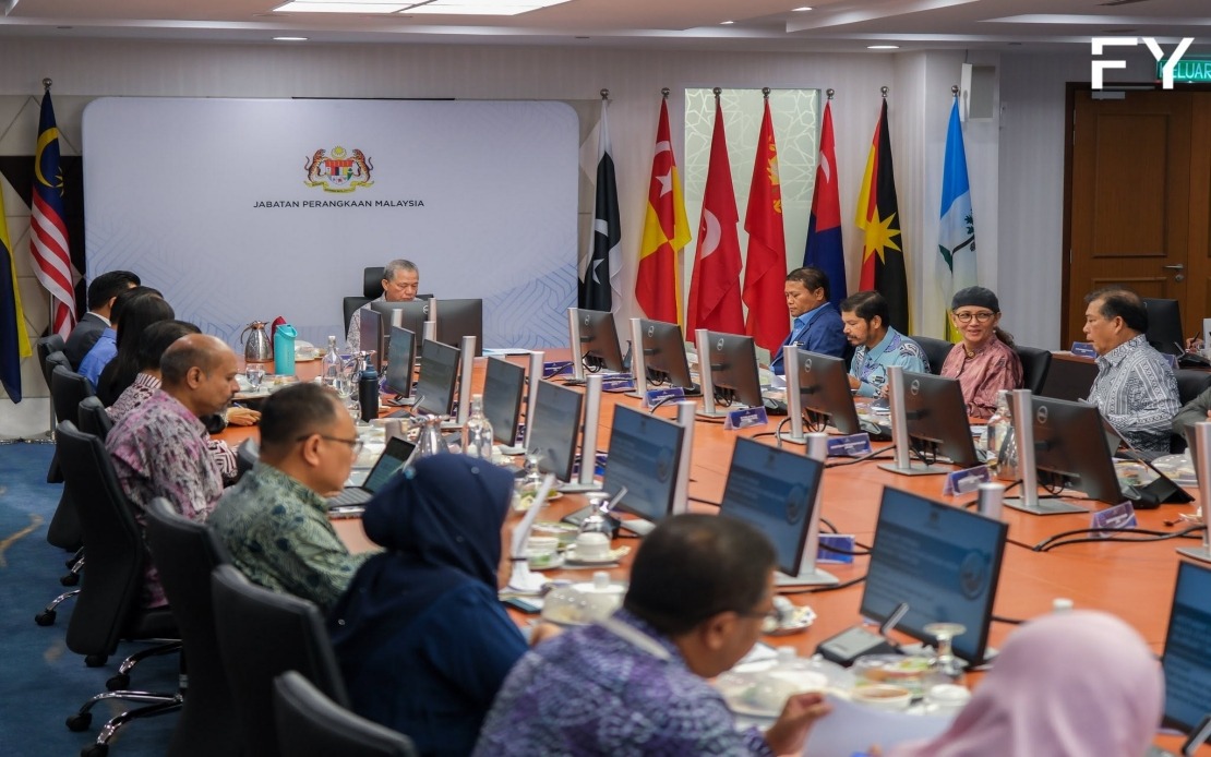 Data and AI Critical to Delivering Malaysia's 13th Plan, Says Fadillah