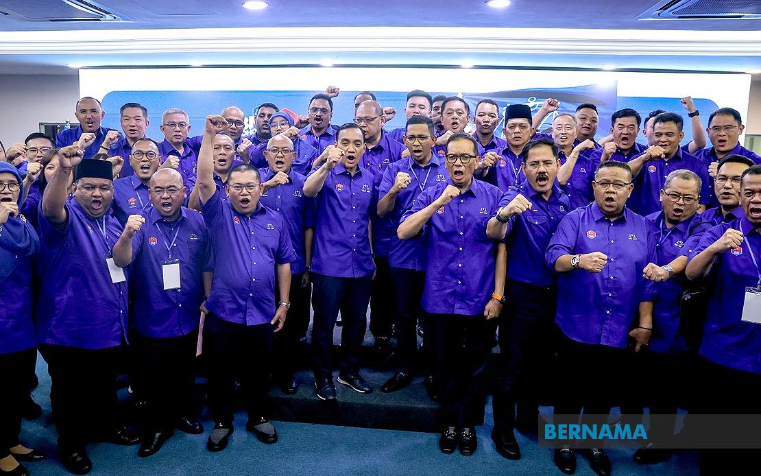 Adham Baba Returns to Pasir Raja as Johor BN Unveils 56-Seat Slate for State Election