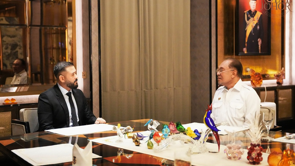 PM Anwar Thanks Johor Regent For Courtesy Visit, Urges Respect For Royal Institution In Politics