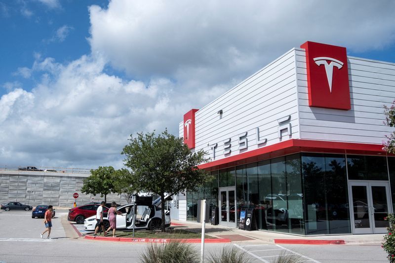 US Regulators Launch Investigation Into Fatal Tesla Crash in Texas as Family Sues