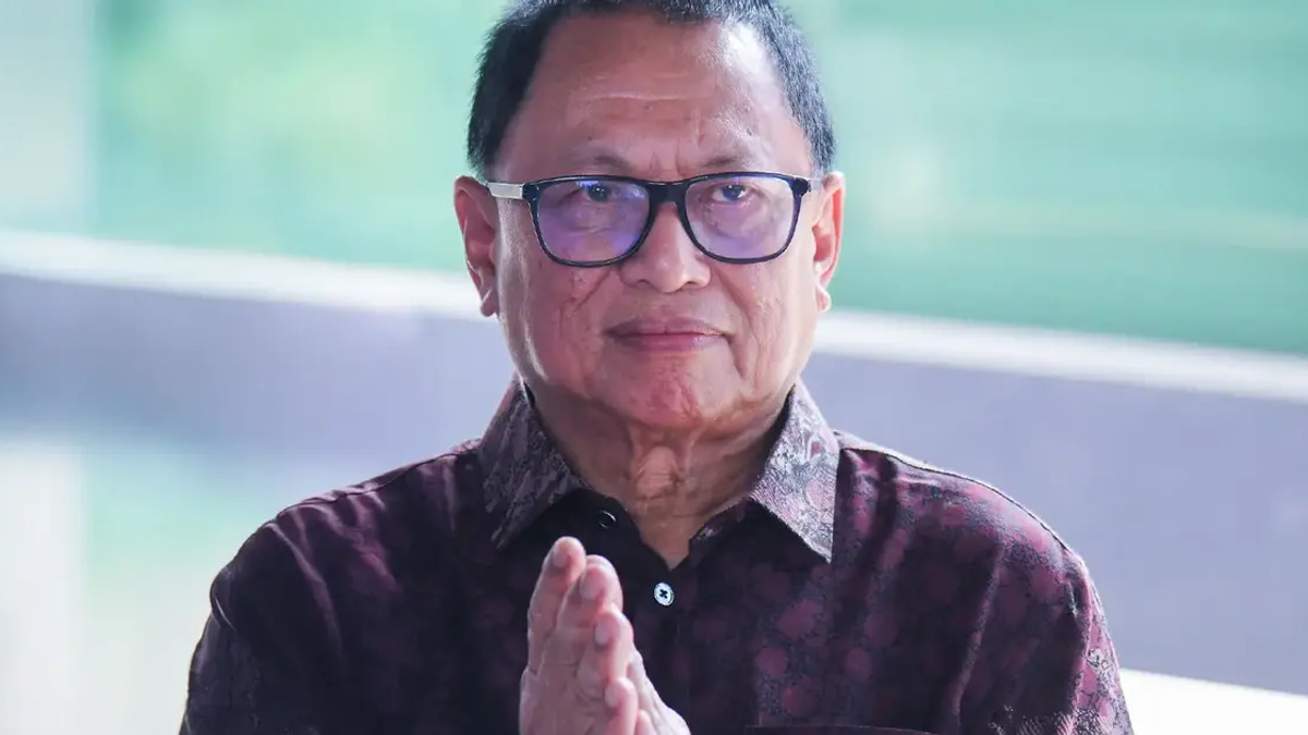 Puad Zarkashi's Exit Opens Door for Umno Rivals to Exploit Internal Rifts, Analysts Warn