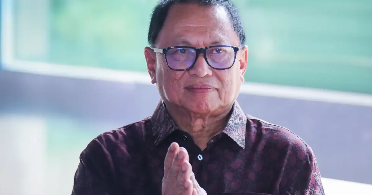 Puad Zarkashi's Exit Opens Door for Umno Rivals to Exploit Internal Rifts, Analysts Warn