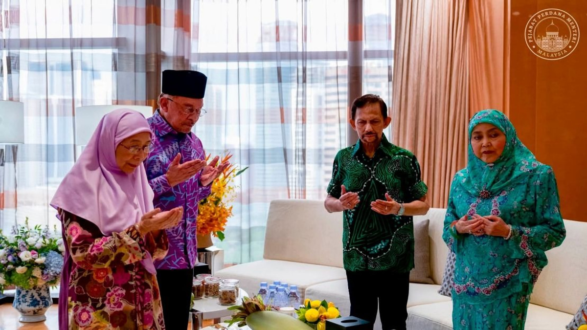 PM Anwar Extends Birthday Greetings to Brunei's Sultan Hassanal Bolkiah