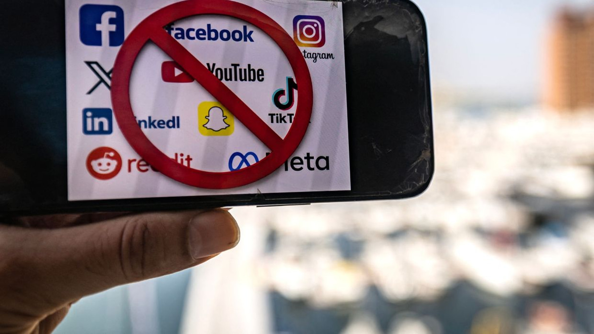 UAE Joins Global Wave of Social Media Restrictions for Children Under 15