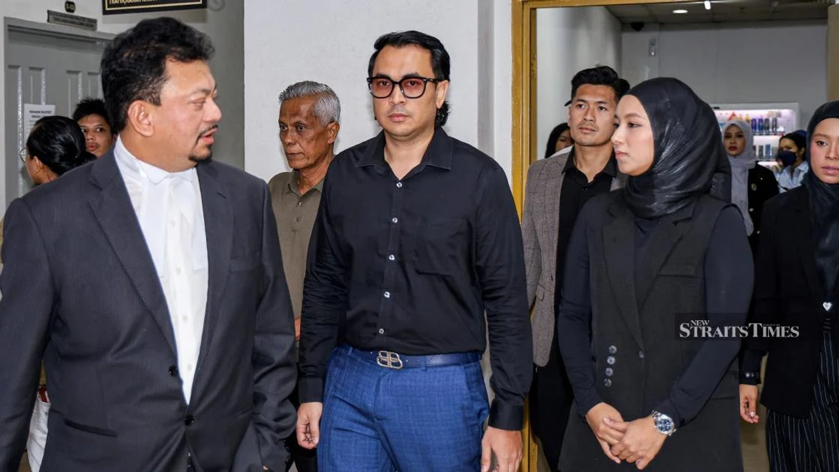 Two married couples enter pleas in viral domestic helper abuse case