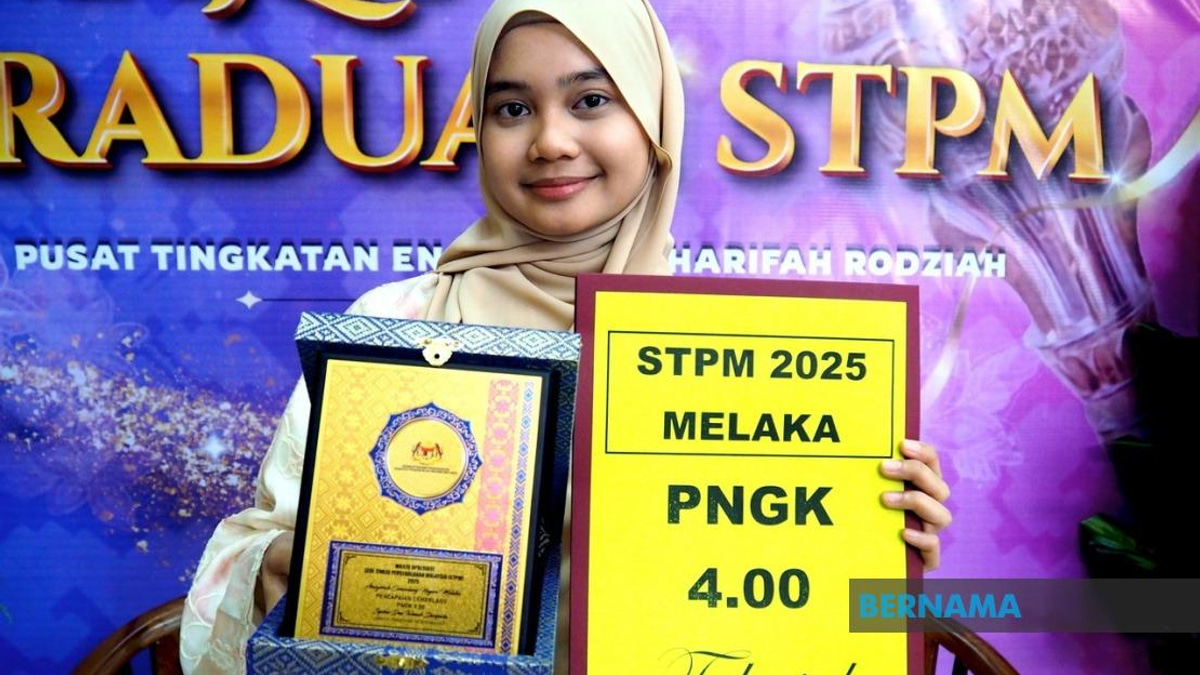 Father's Dying Wish Propels Student to Perfect STPM Score