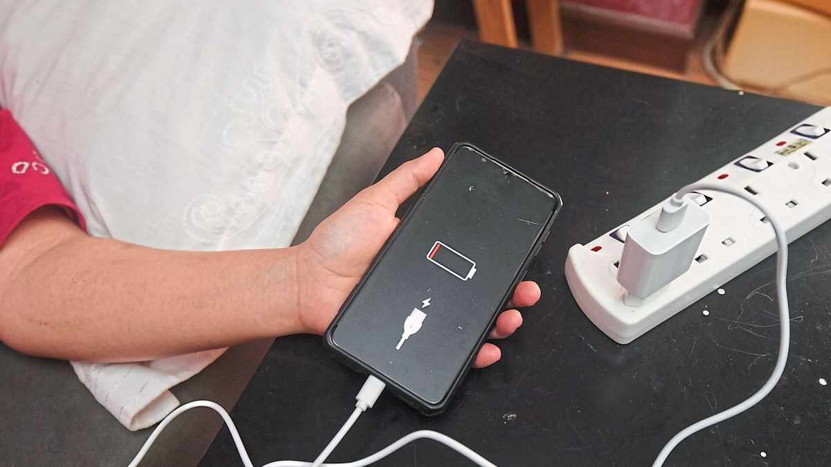 RM14.2 Million in Property Losses from Device Charging Fires: Safety Alert from Fire Department