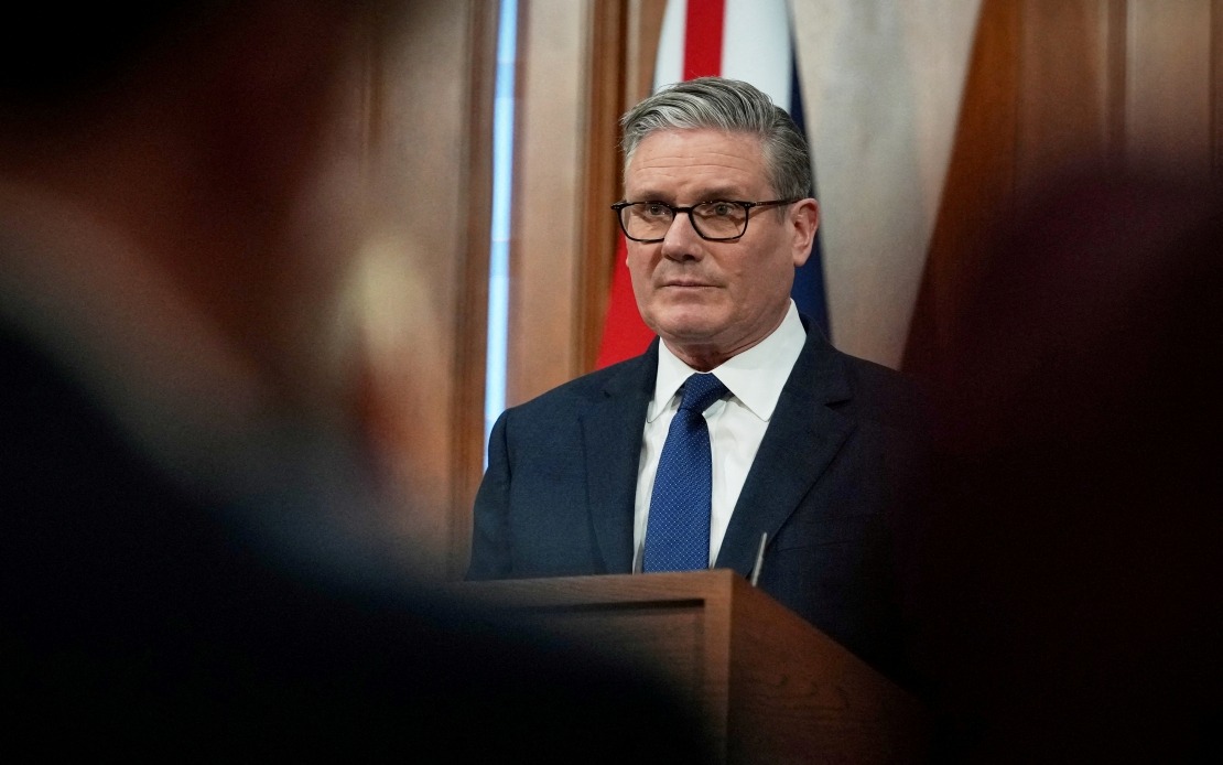 Trump Predicts UK PM Starmer Will Resign Over Immigration and Energy Failures