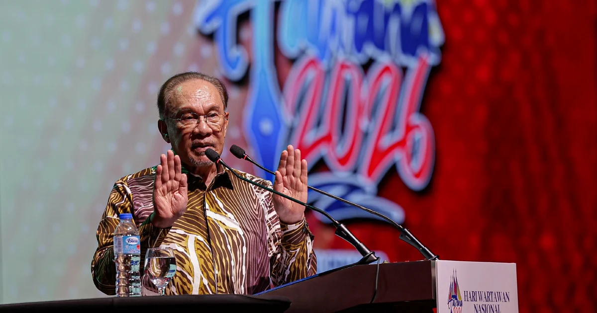 Anwar Backs Nallini Appointment as Media Council Chairman to Restore Public Confidence
