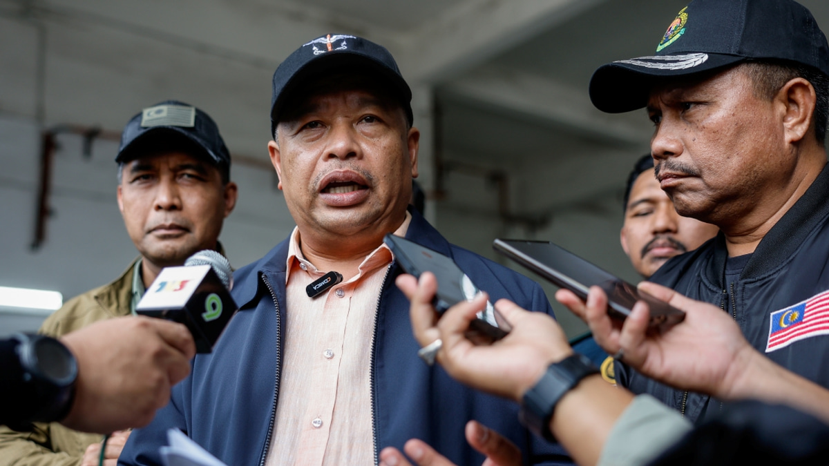 Immigration Department to Hold Off on Discipline Pending MACC Findings