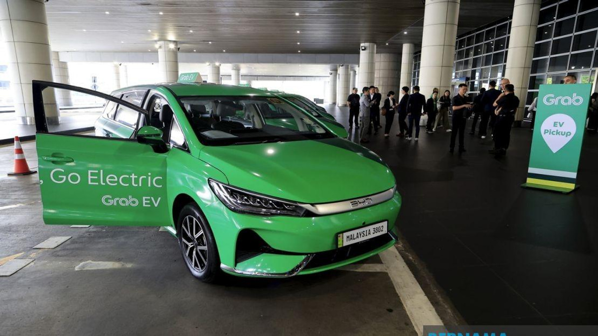 E-Hailing Driver Safety Must Become National Priority, Warns Safety Champion Lee Lam Thye