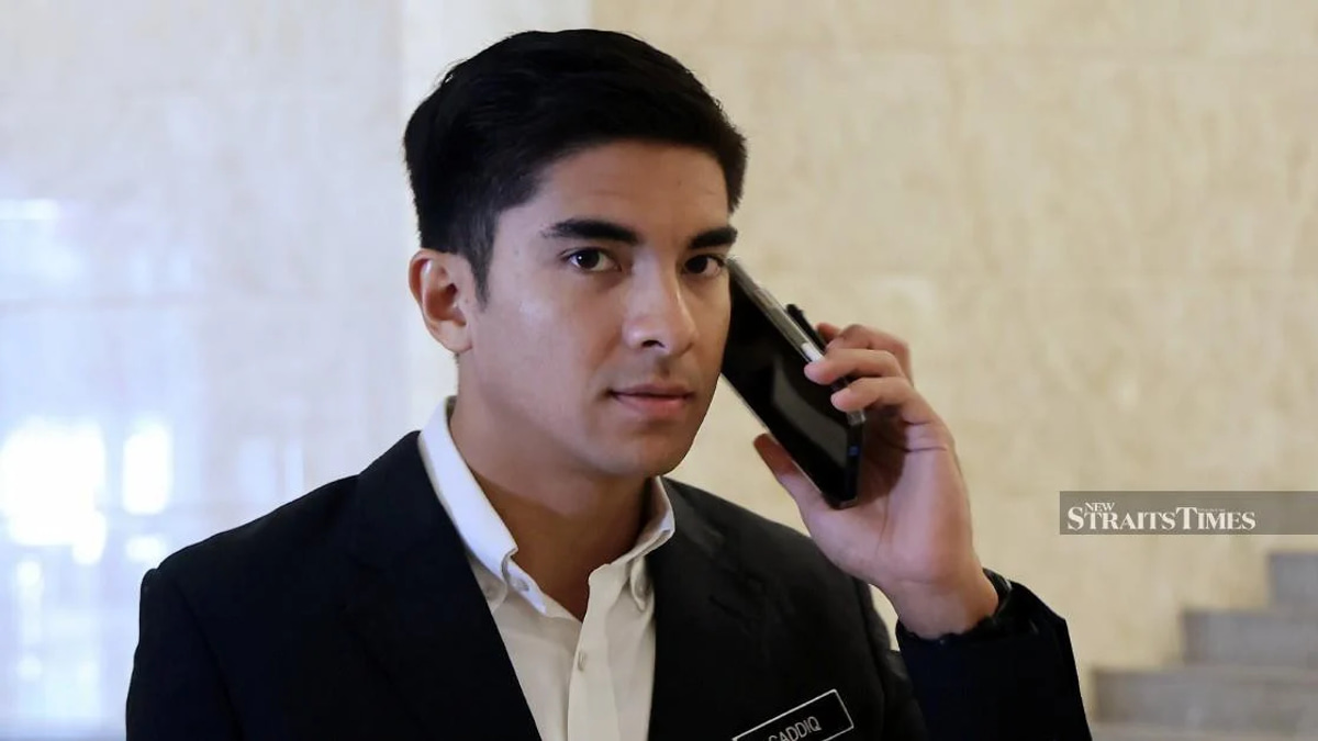 Tunku Ismail Targets 'Hollywood Politicians' Over Substance in Veiled Criticism of Syed Saddiq