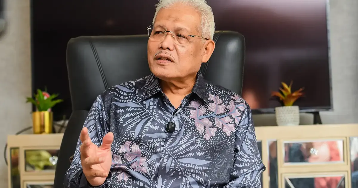 Hamzah's Political Comeback Signals Perikatan Nasional's Push for Moderate Positioning