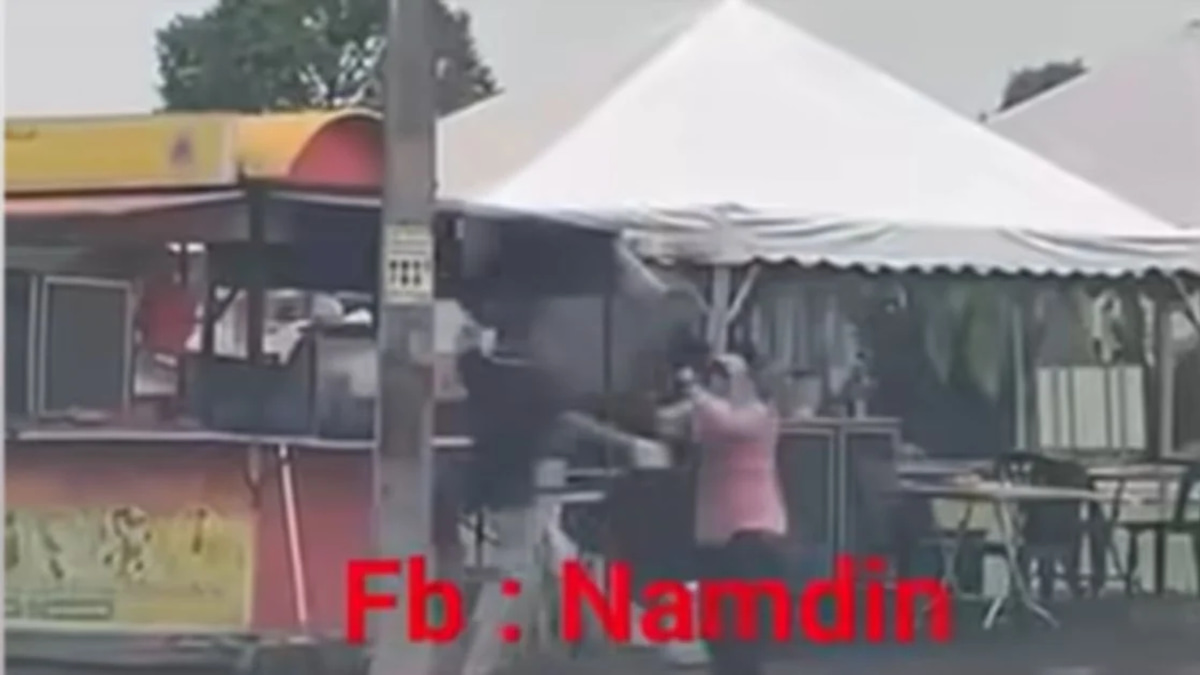 Police investigate assault caught on video at Gelang Patah food stall