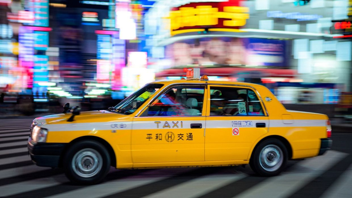 Chinese Operator Arrested in Tokyo for Running Illegal Taxi Network Targeting Tourists