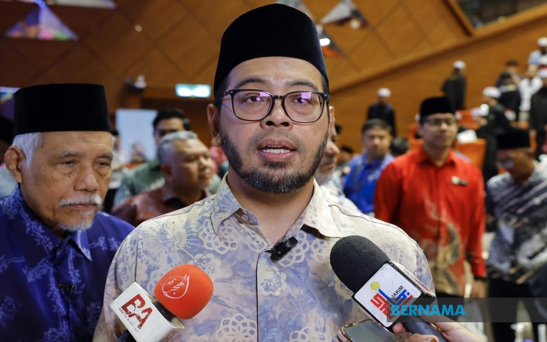 Malaysia to Intensify Youth Outreach on Religious Issues as Sultan Nazrin Raises Alarm Over Digital Extremism