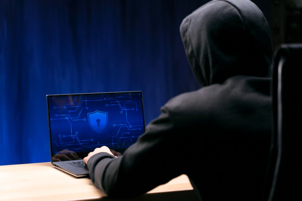 Two young British hackers sentenced to 5.5 years for Transport for London cyberattack