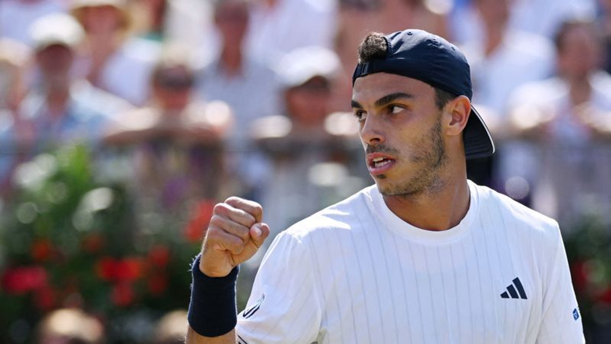 Cerundolo claims Queen's Club crown in marathon final against Paul