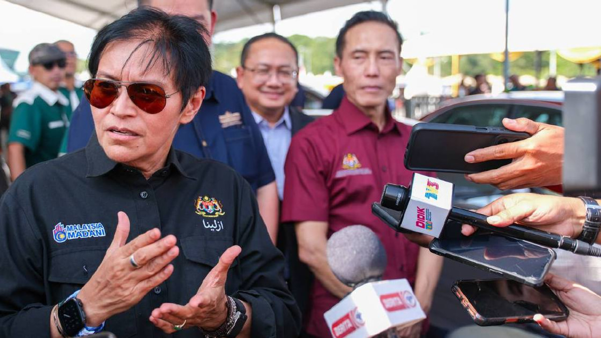 Azalina pushes for bipartisan backing on AG-prosecutor bill